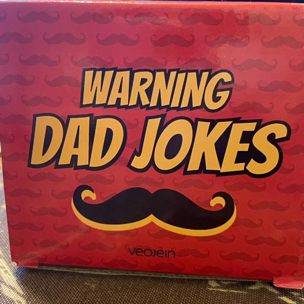 Electronic Dad Jokes Button